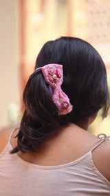 Shivalic Hand Embroidered Clutcher Bow