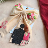 My World Hand Embroidered Couple Bow Hair Clip – Beige