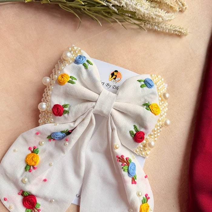 Godavari White Hand Embroidered Floral Bow Hair Clip