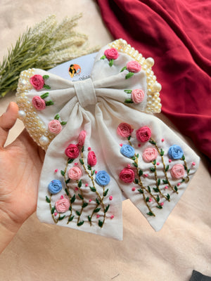 Apsara White Hand Embroidered Floral Bow Hair Clip