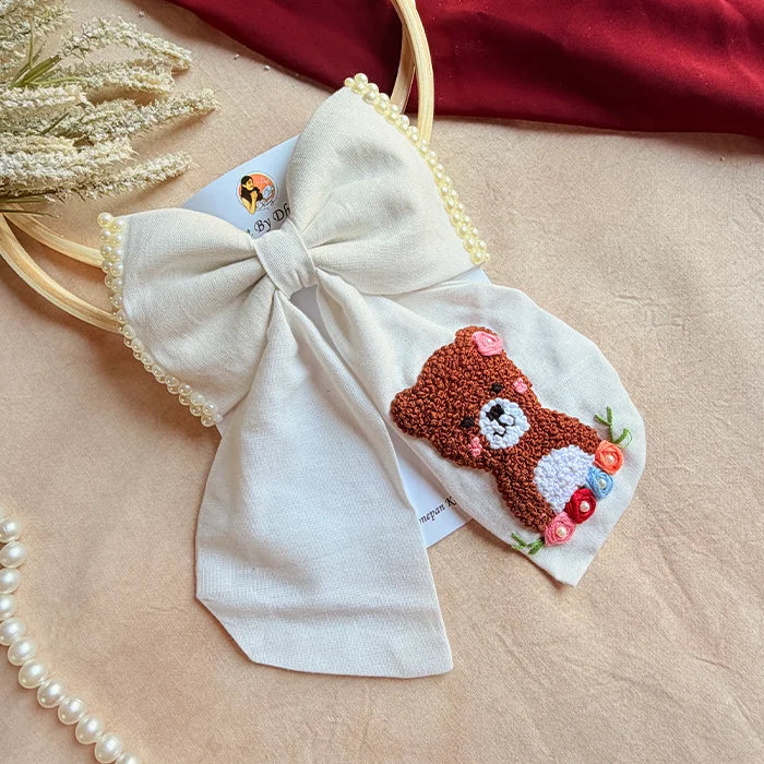 Cuddle White Hand Embroidered Teddy Bow Hair Clip
