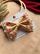 Beige Floral Noor Mini Pearl Bow