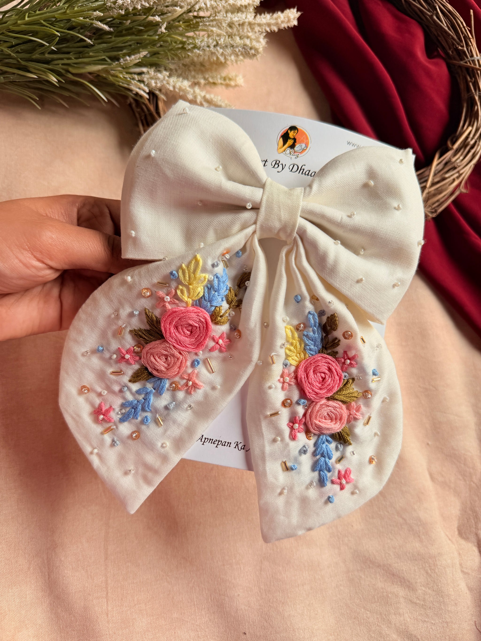 Gazel White Hand Embroidered Bow Hair Clip with Floral Detailing