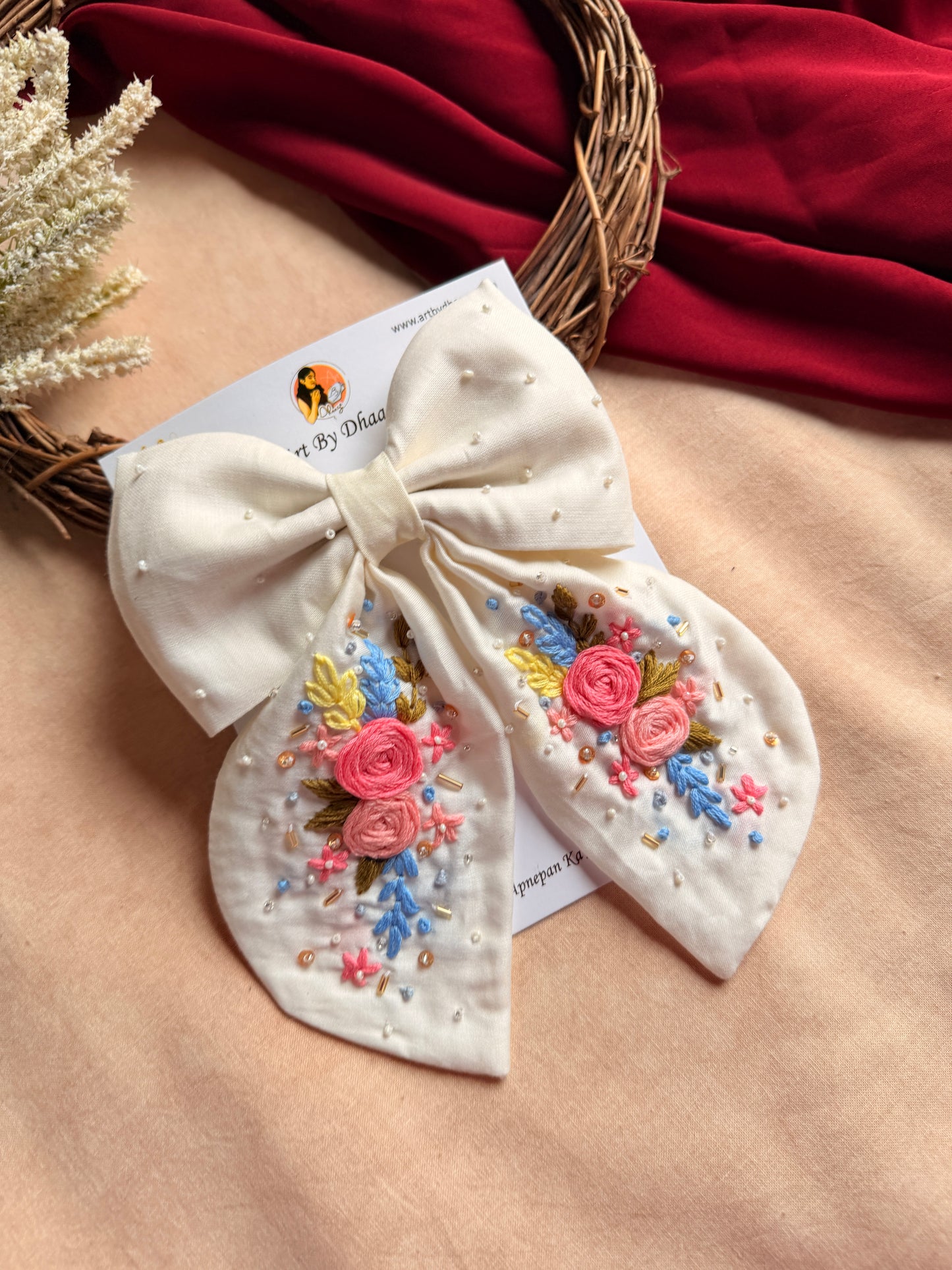 Gazel White Hand Embroidered Bow Hair Clip with Floral Detailing