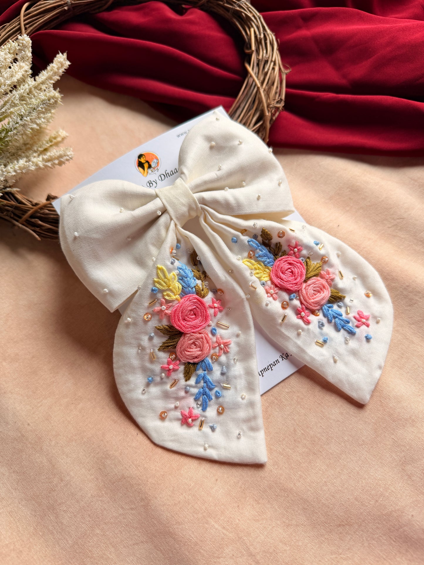 Gazel White Hand Embroidered Bow Hair Clip with Floral Detailing
