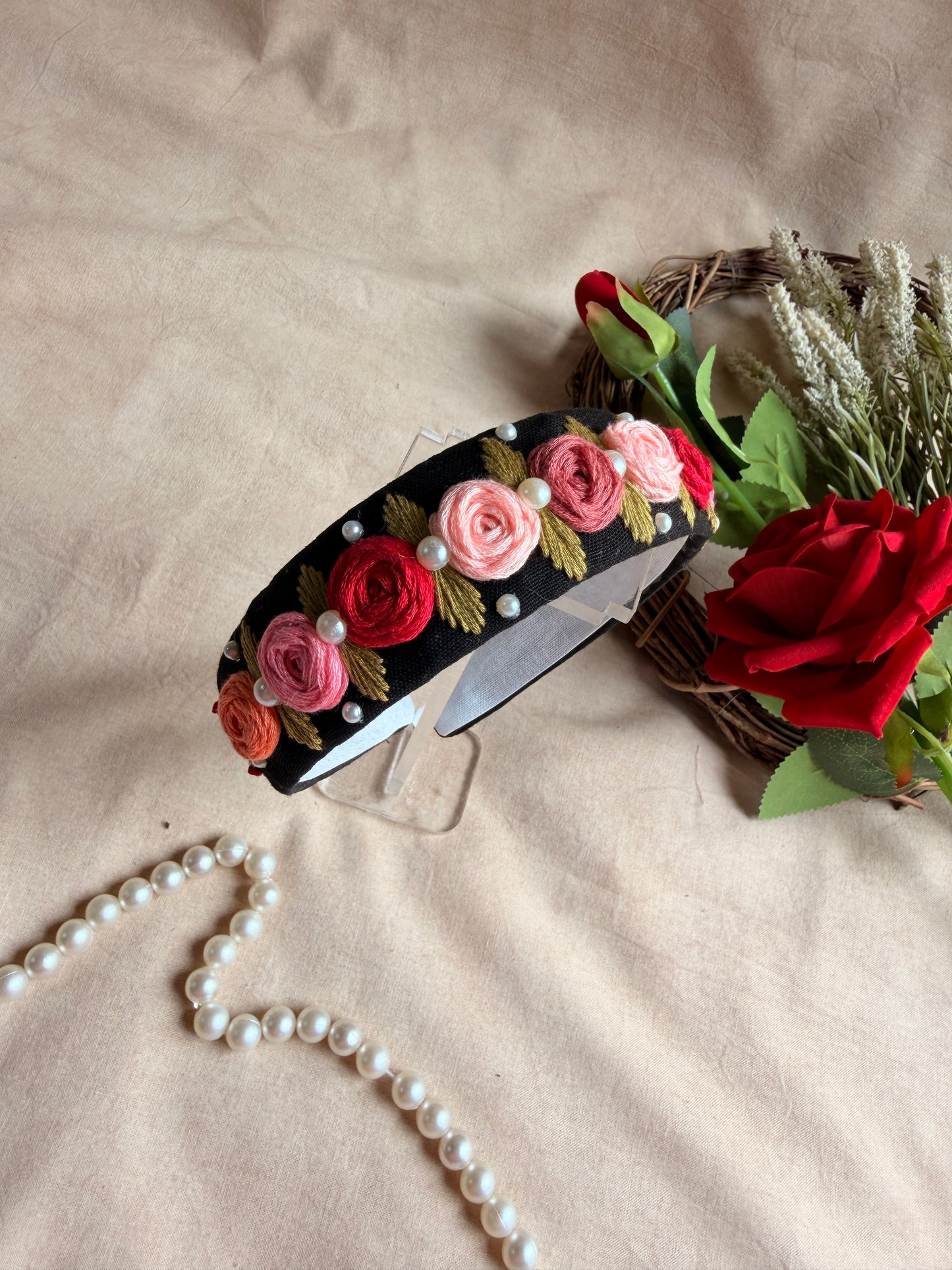 Rangrez Kaali Gul Hand Embroidered Headband