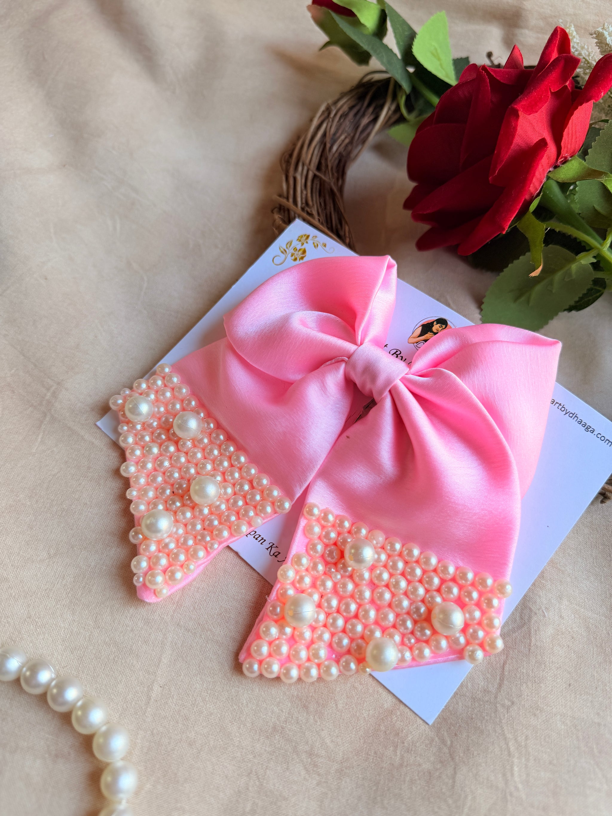 Pearl of Wisdom Pink Bow Hair Clip