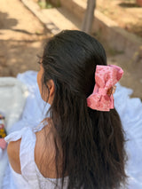 Roshni’s Hand Embroidered Clutcher Bow