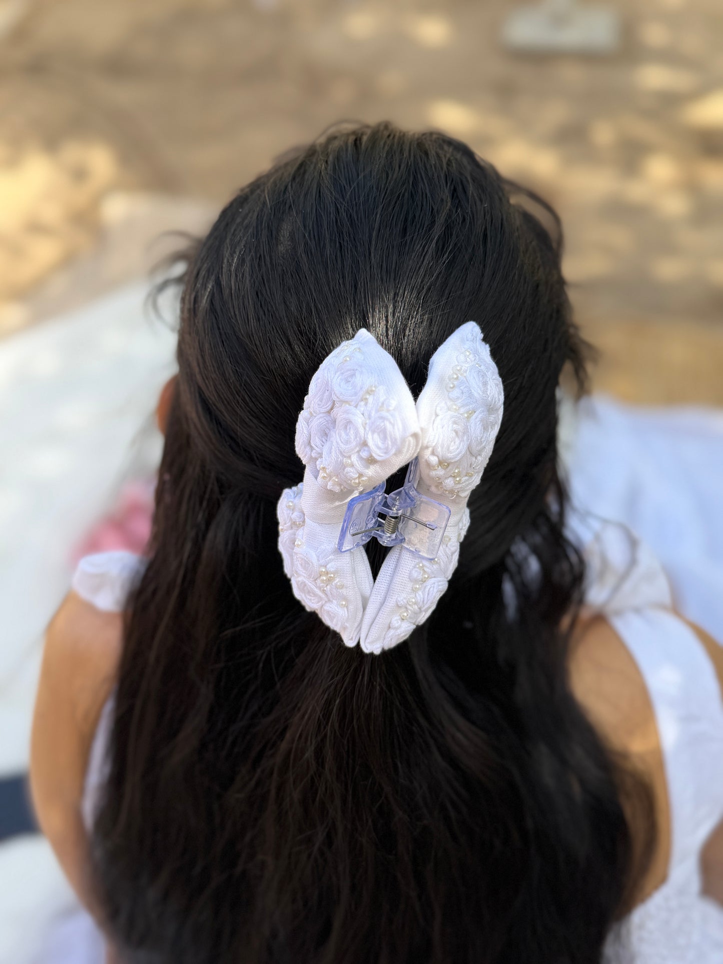White Rosey Hand Embroidered Clutcher Bow