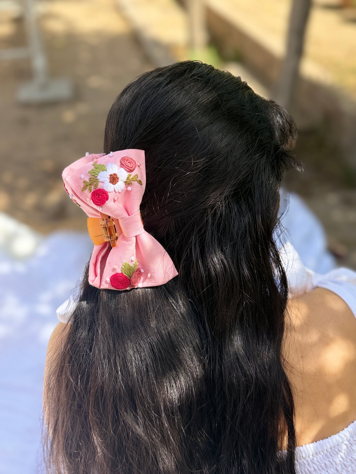 Vindhya Hand Embroidered Clutcher Bow