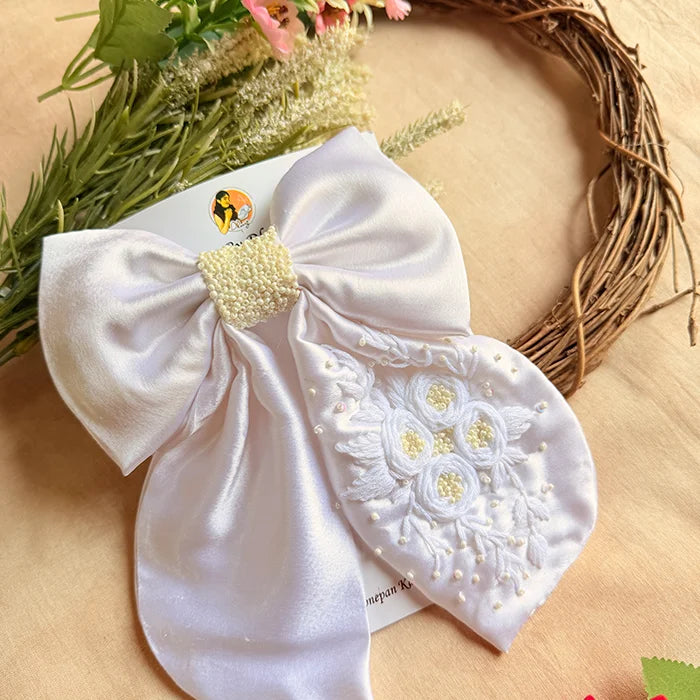 Madhubala White Hand Embroidered Pearl Bow Hair Accessory