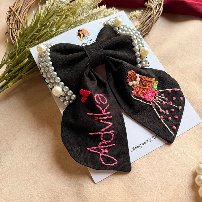 Aaina Black Mini Bow for Kids – Hand-Embroidered Personalized Hair Accessory