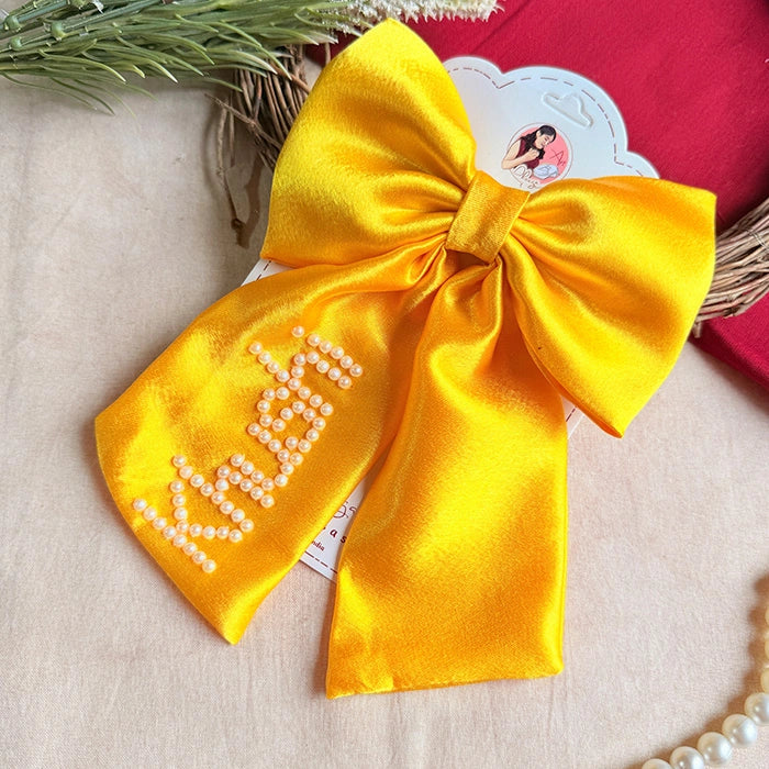 Sunehri Pearl Bow Hair Accessory
