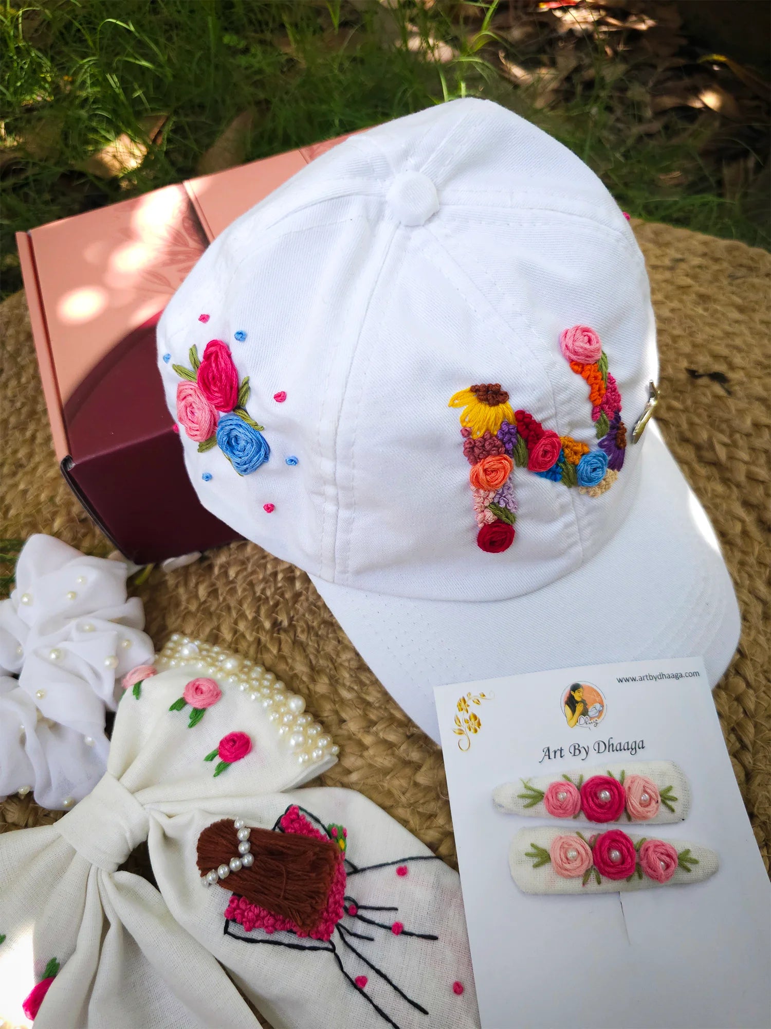 Snowbelle Set – Hand Embroidered Personalized Gift Hamper
