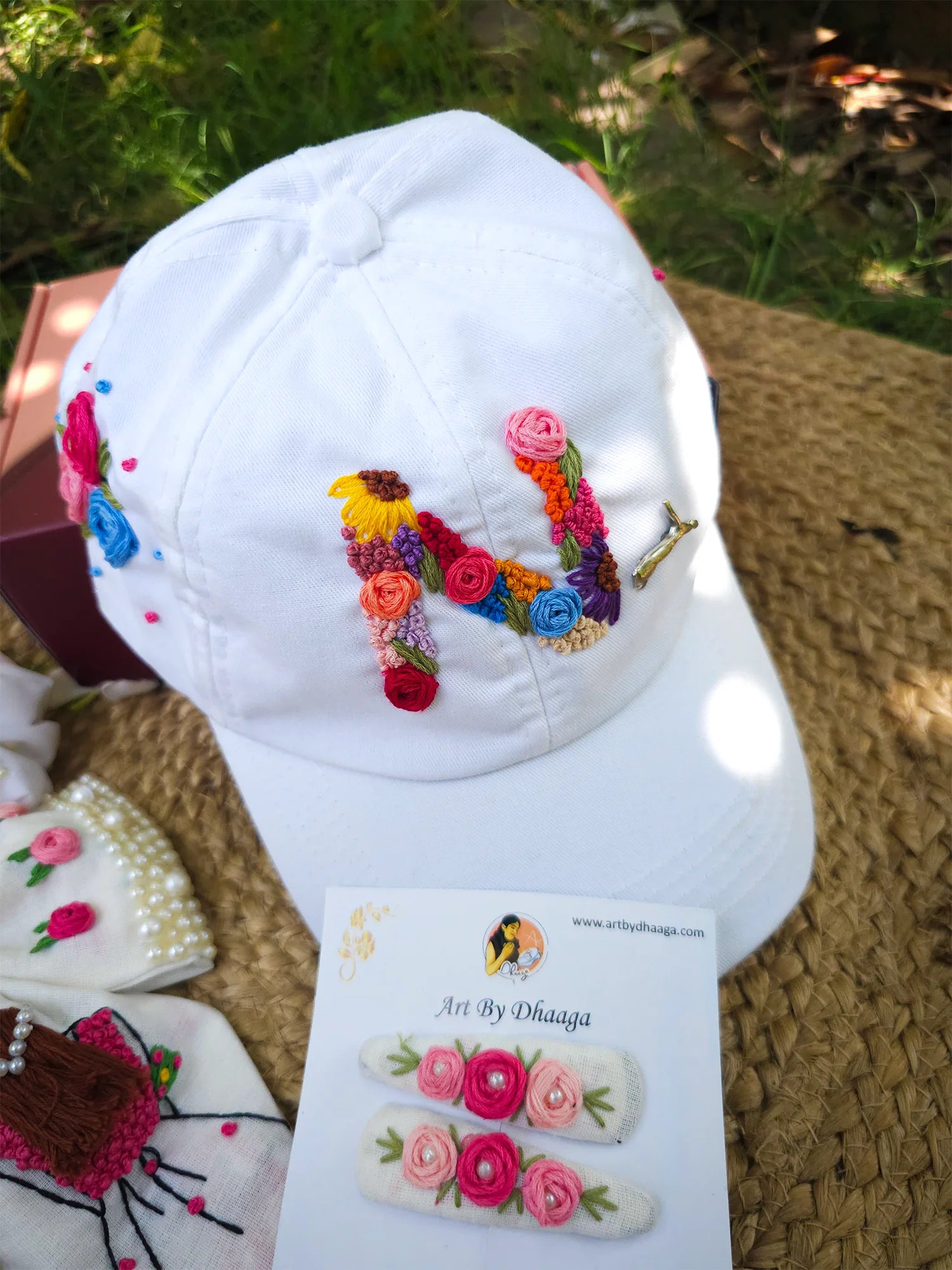 Snowbelle Set – Hand Embroidered Personalized Gift Hamper