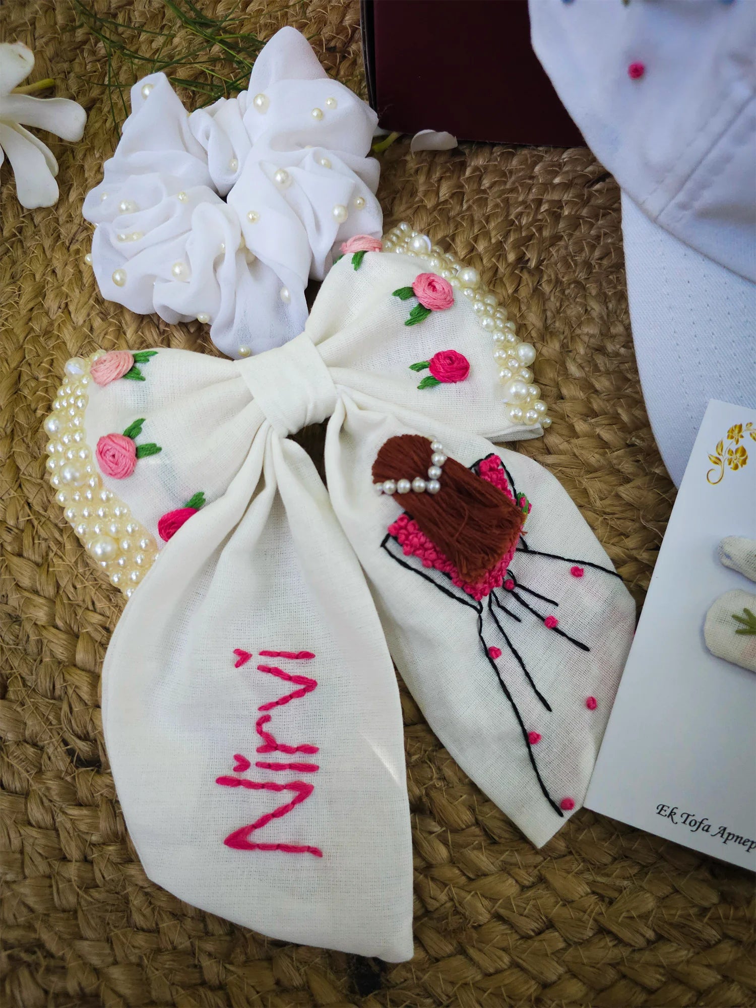 Snowbelle Set – Hand Embroidered Personalized Gift Hamper