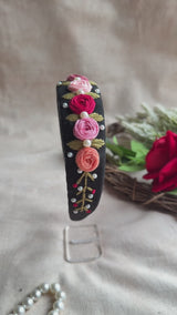 Rangrez Kaali Gul Hand Embroidered Headband