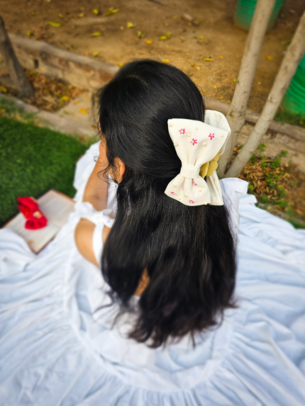 Hand Embroidered Clutcher Bow - OffWhite