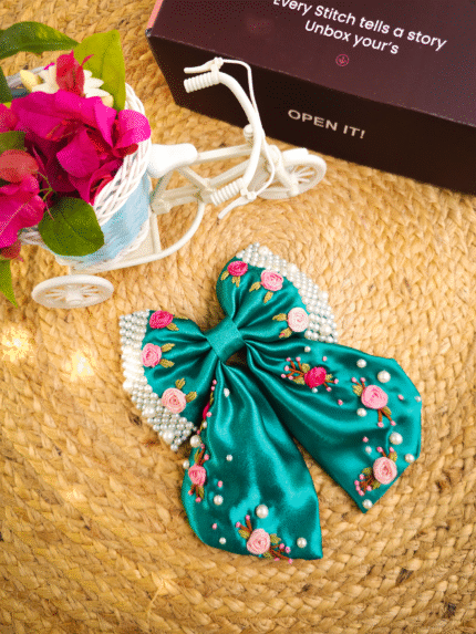 💚✨ Divine Bloom – Krishna Green Big Bow
