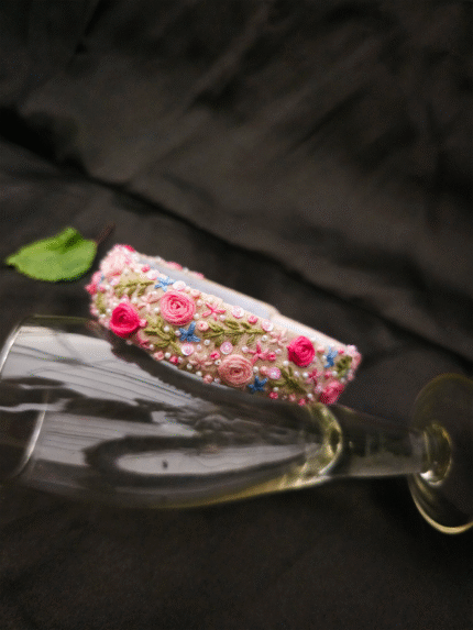 Sunlit Blossoms ☀️ – Beige Floral Embroidered Hairband