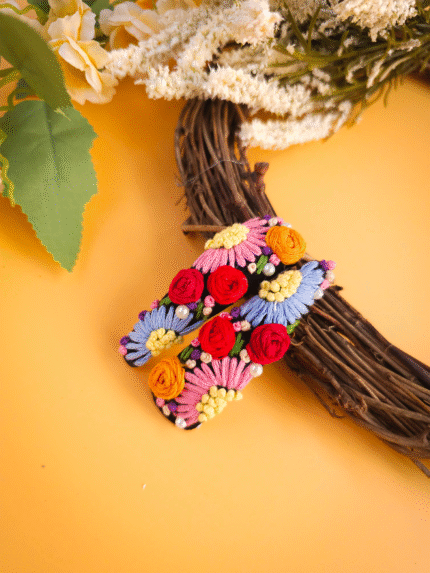 Sitara🌸 – Multicolour Hand-Embroidered Tic Tac Set