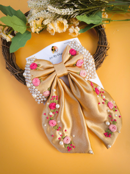 Sunheri ✨ – Hand-Embroidered Bow